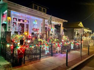 Christmas Decorating Contest