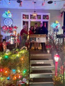 Christmas Decorating Contest